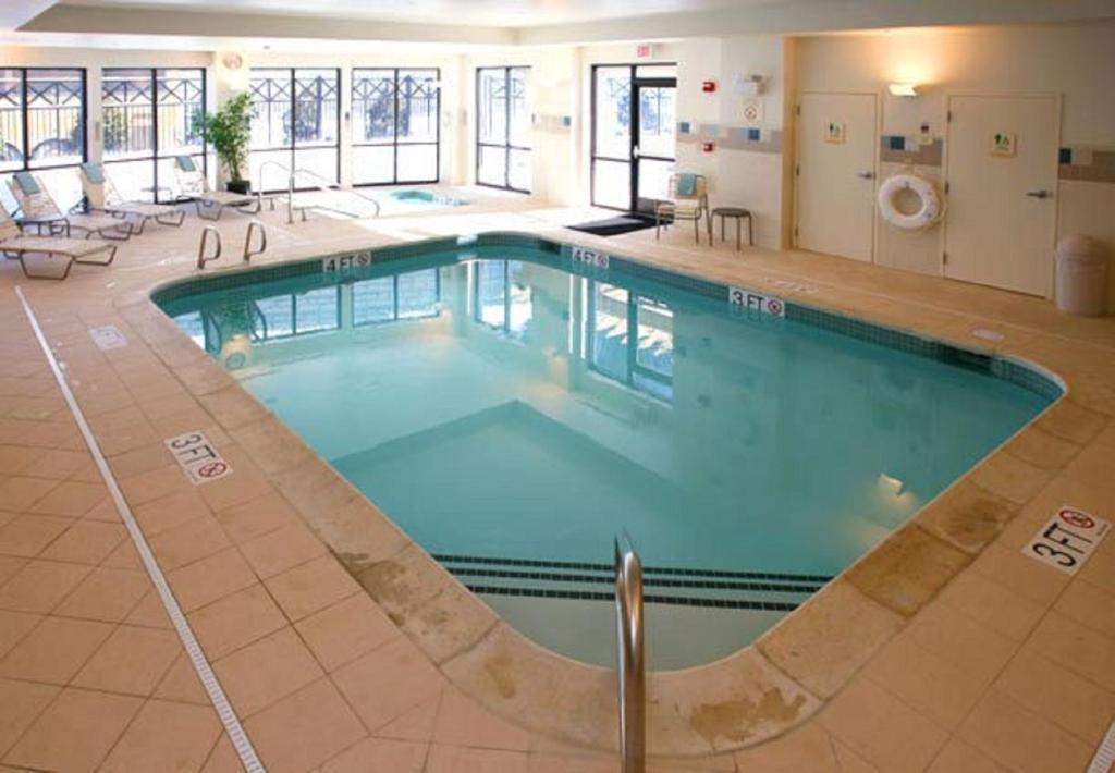 Courtyard By Marriott Hanover Lebanon