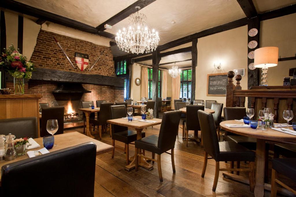 The George Hotel