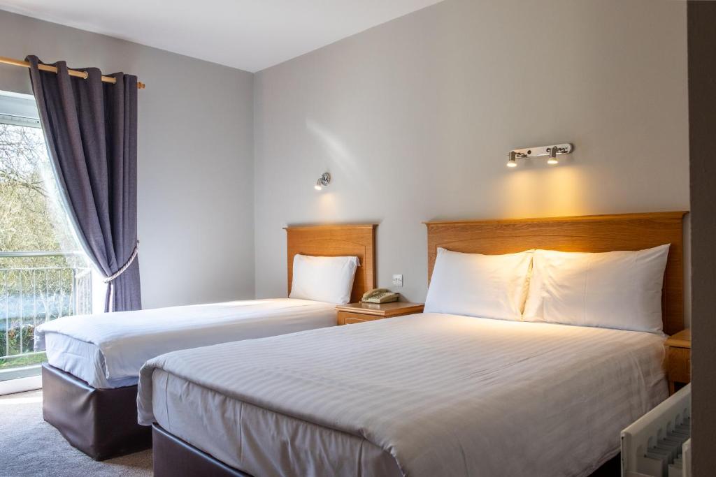 Woodenbridge Hotel & Lodge