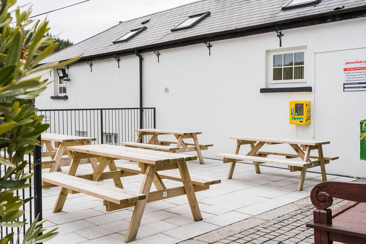 Woodenbridge Hotel & Lodge