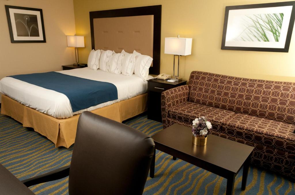 Holiday Inn Bloomington - Normal