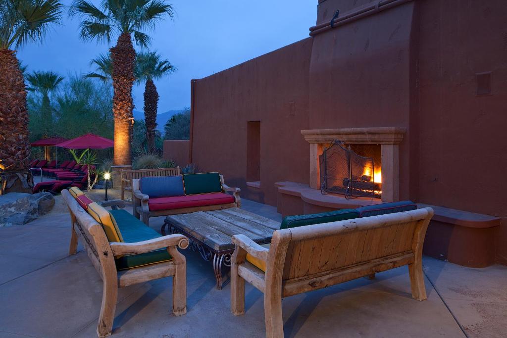 Embarc Palm Desert