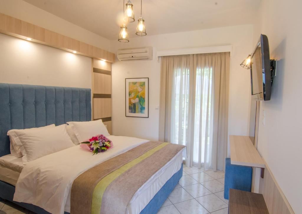 Ideal House Parga