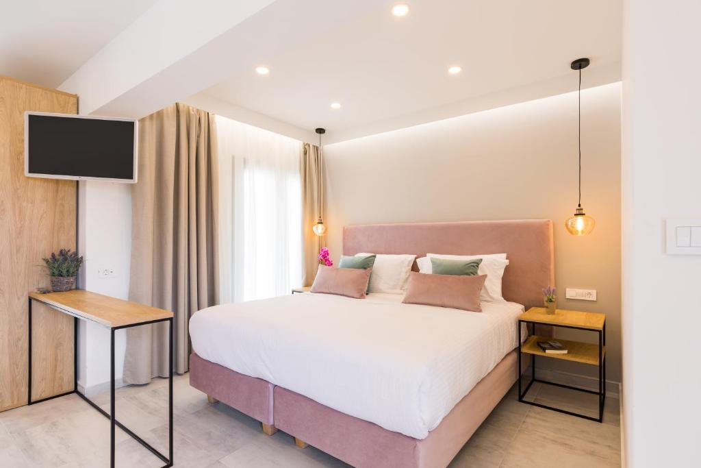 V Luxury Suites Corfu