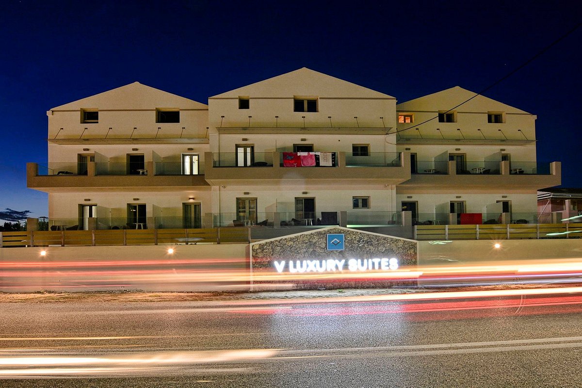 V Luxury Suites Corfu
