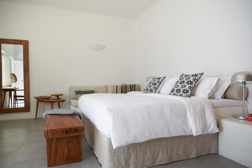 Native Eco Villas Santorini