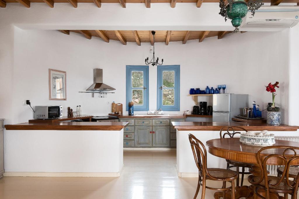 Anerousses Mykonian Traditional Houses