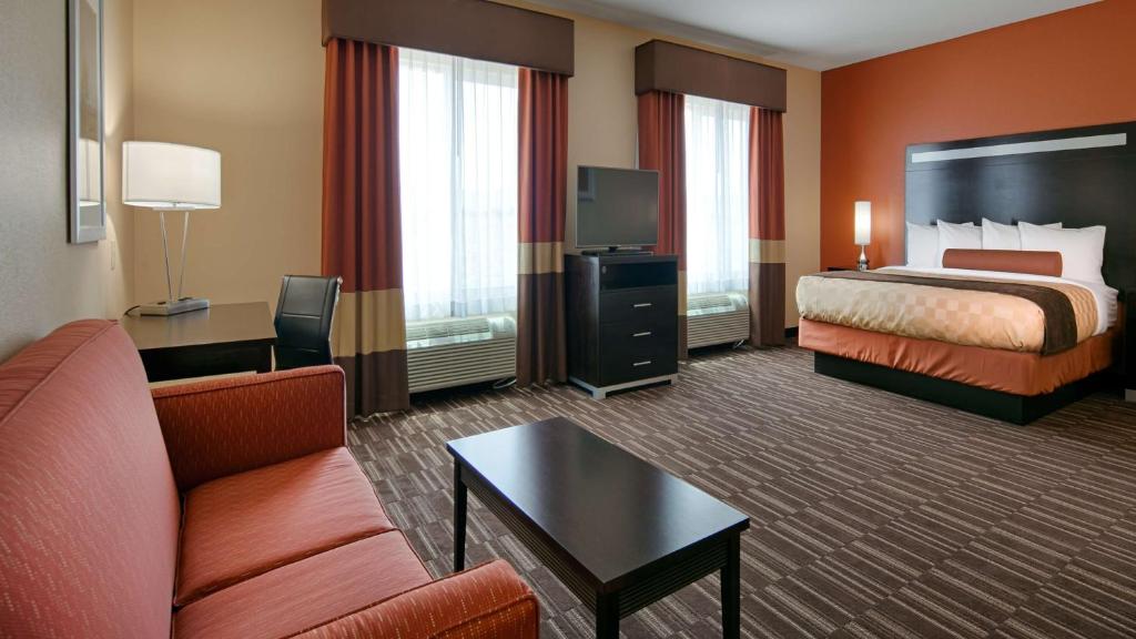 Best Western Plus Desert Poppy Inn