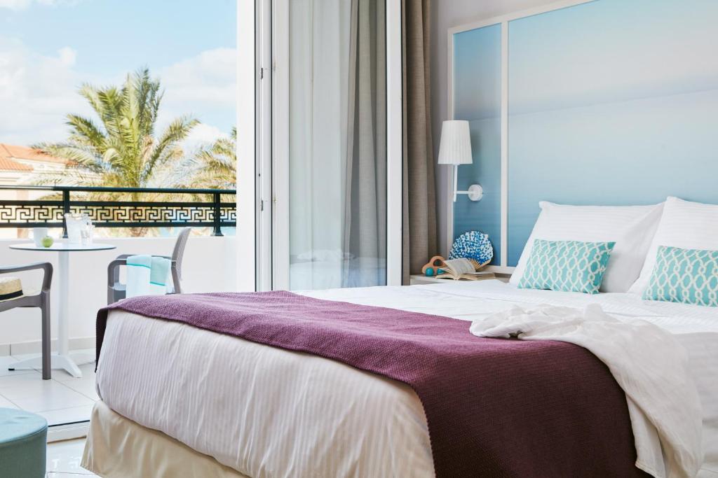 Atlantica Caldera Beach