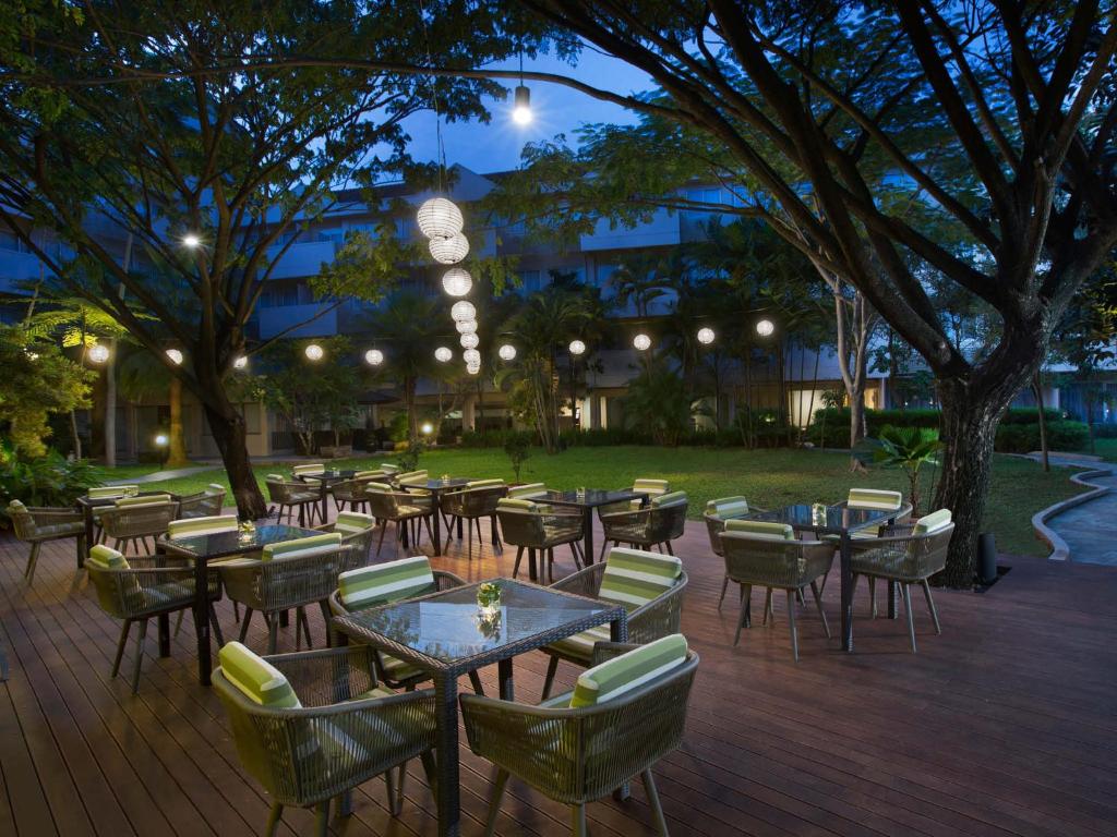 Delonix Hotel Karawang