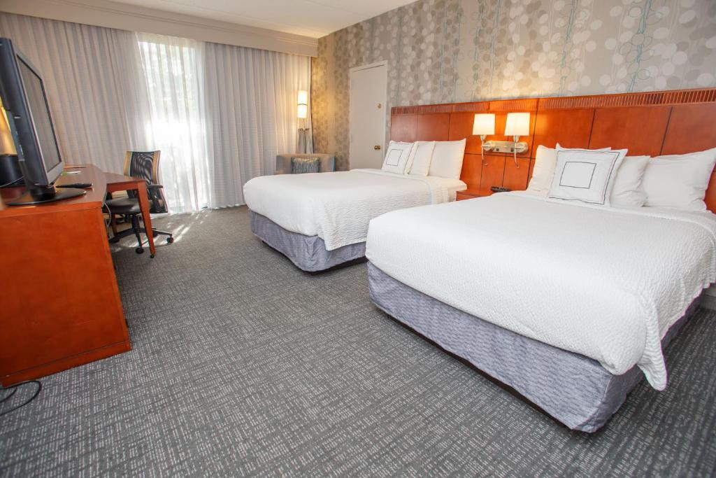 Courtyard by Marriott Atlanta Northlake