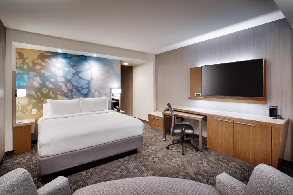 Courtyard by Marriott Atlanta Duluth Downtown