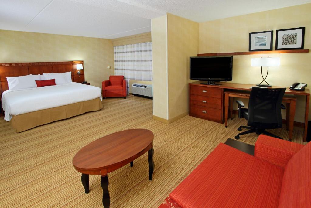 Courtyard by Marriott Rockaway Mount Arlington