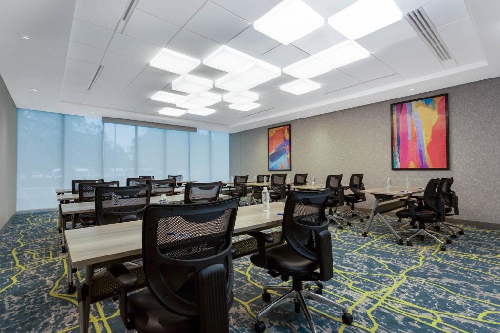 TRYP by Wyndham Orlando