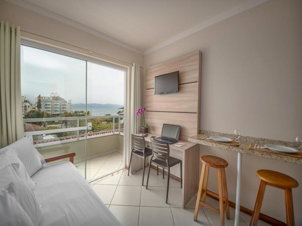 Apart Hotel Roberto Monteiro