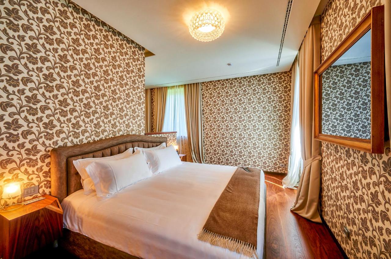 Villa Lario Resort Mandello