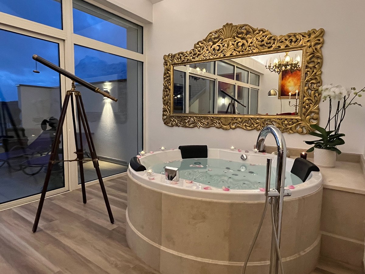 La Grange De Conde Chateaux Et Hotels Collection