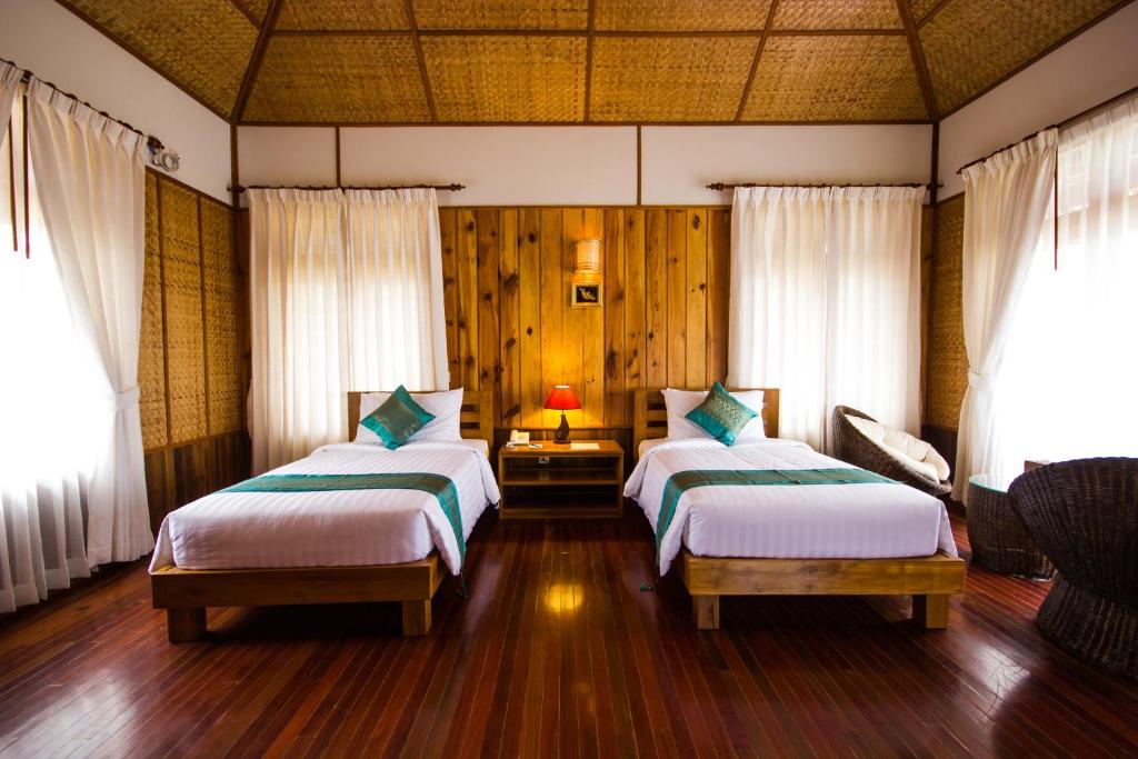 Royal Nadi Resort