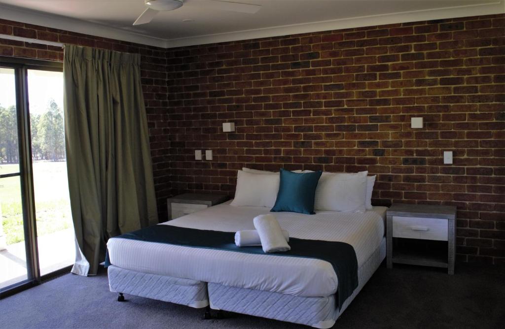 Woolshed Hill Estate