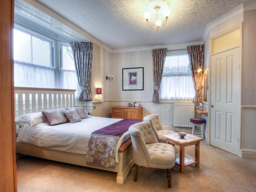 Brooklands Lodge