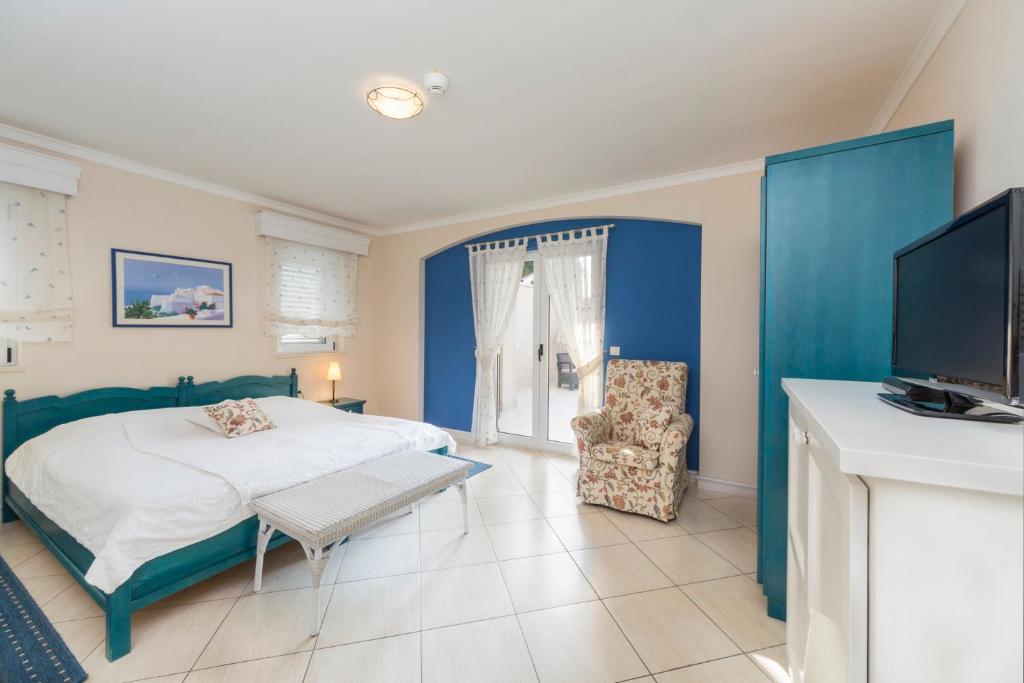 Abalone Hotel ex Grand hotel Dramalj