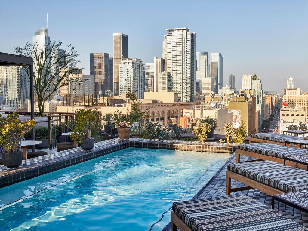 Downtown Los Angeles Proper