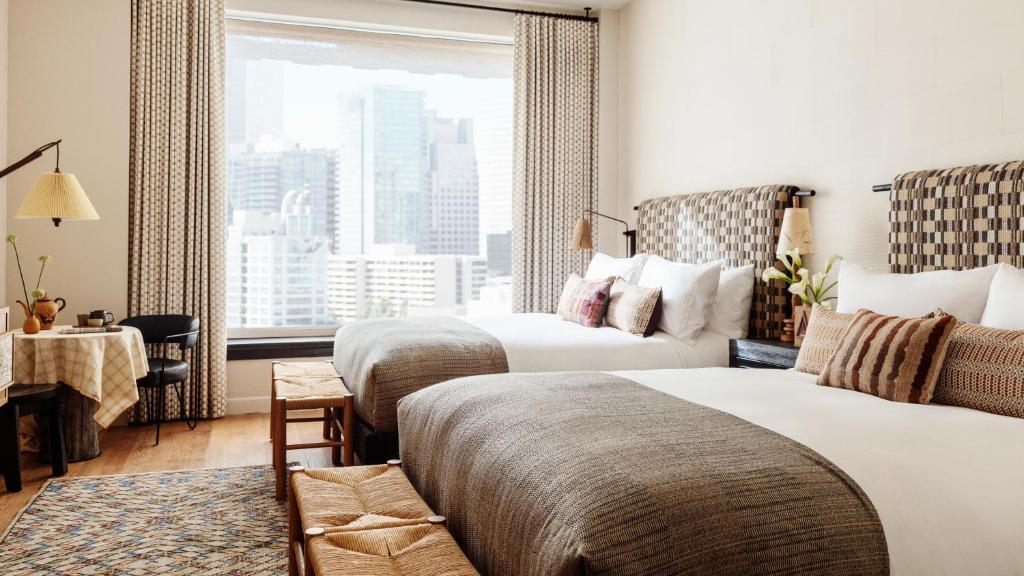 Downtown Los Angeles Proper
