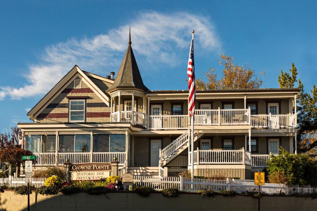 Crowne Pointe Historic Inn & Spa - Adults Only