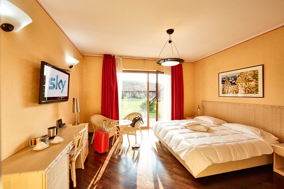 Serravalle Golf Hotel