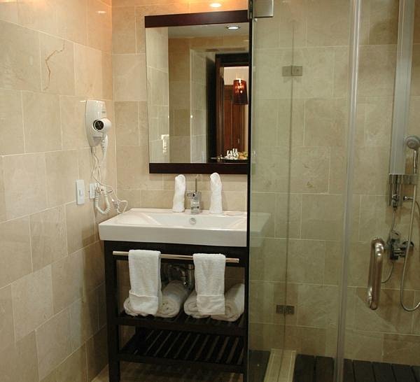 Lifestyle Royal Suites