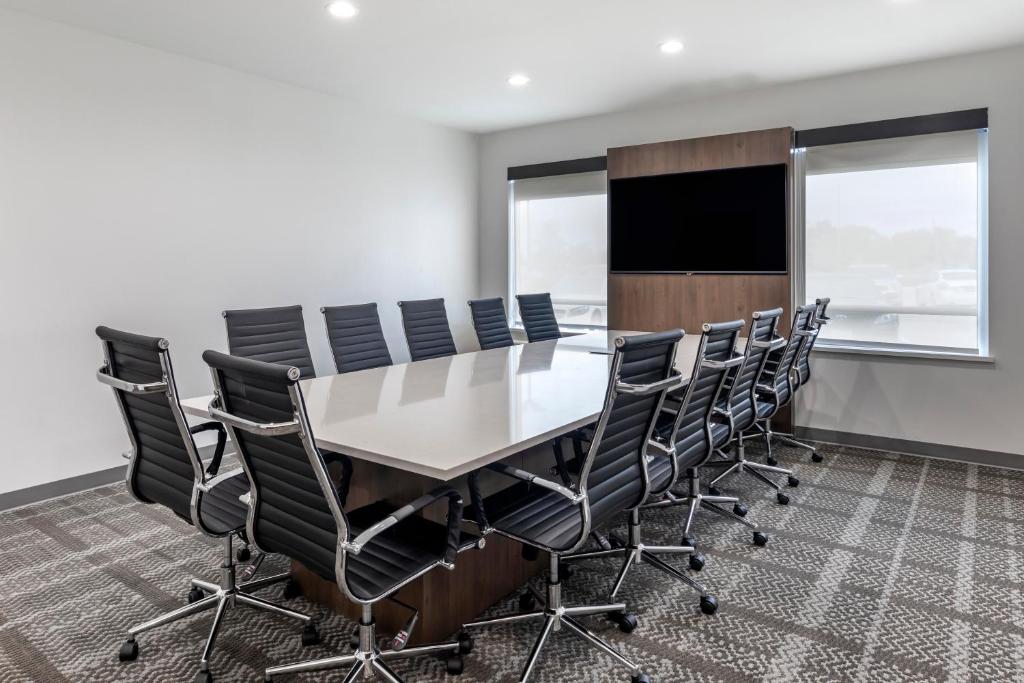 Staybridge Suites Dallas - Grand Prairie