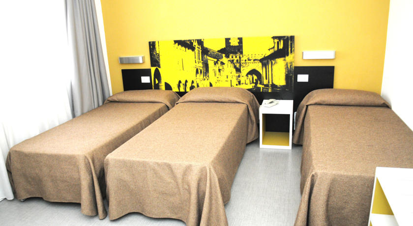 Hotel Mondial