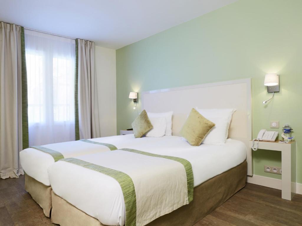 Hotel Kyriad Paris 18 - Porte de Clignancourt - Montmartre