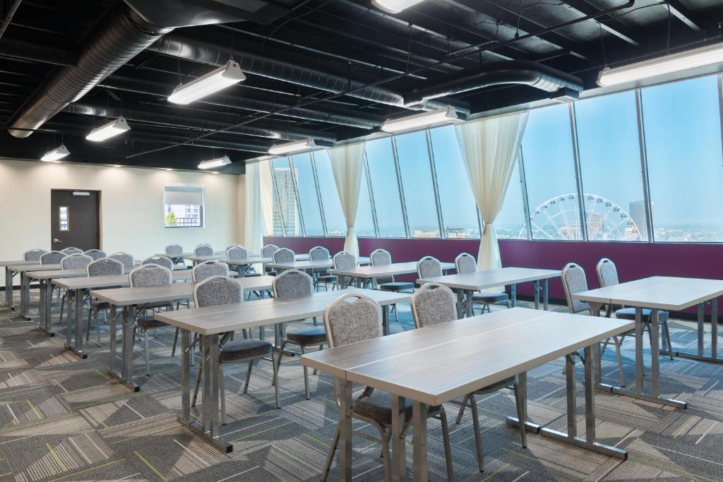 Home2 Suites By Hilton Atlanta Downtown