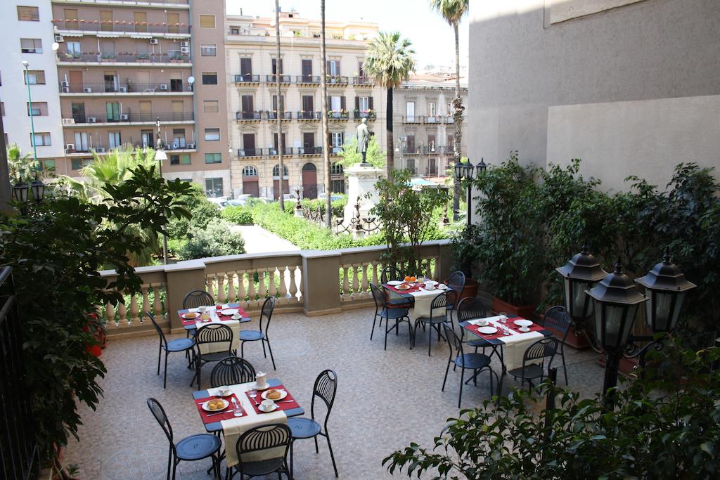 Hotel Joli