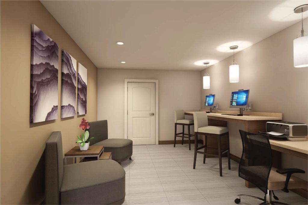 Staybridge Suites Scottsdale - Talking Stick