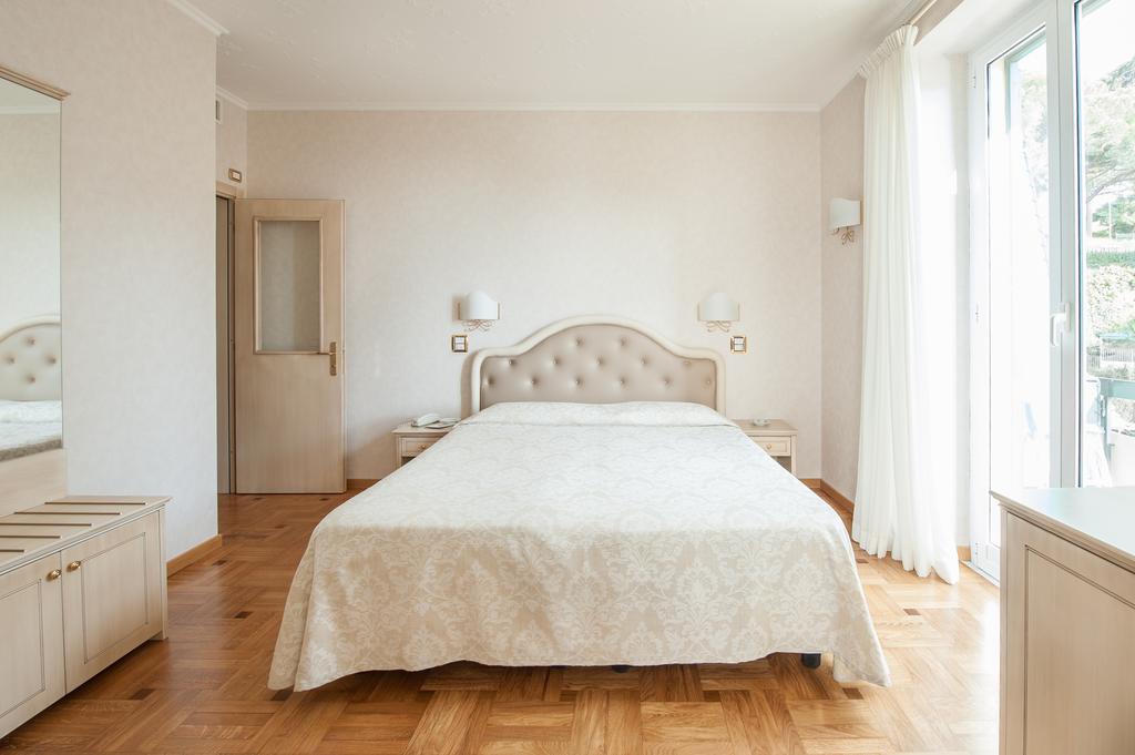 Hotel Metropole