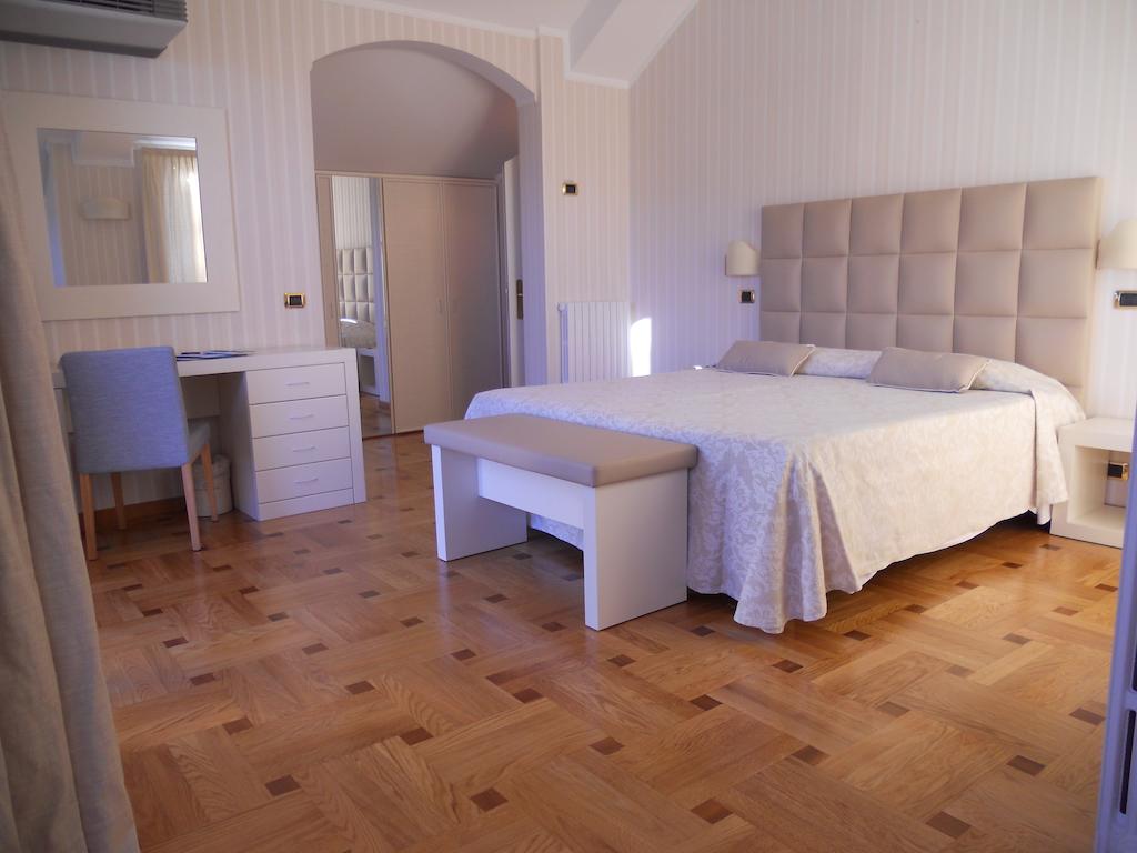 Hotel Metropole