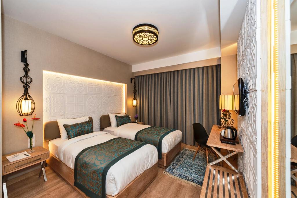 Aybar Hotel