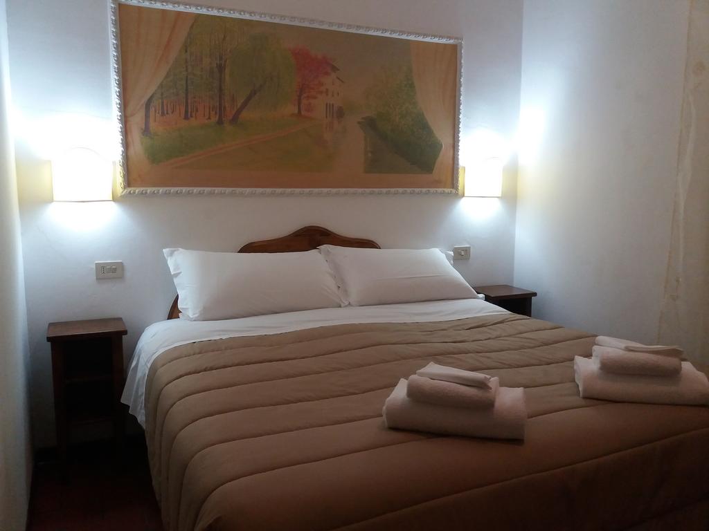 Hotel Airone