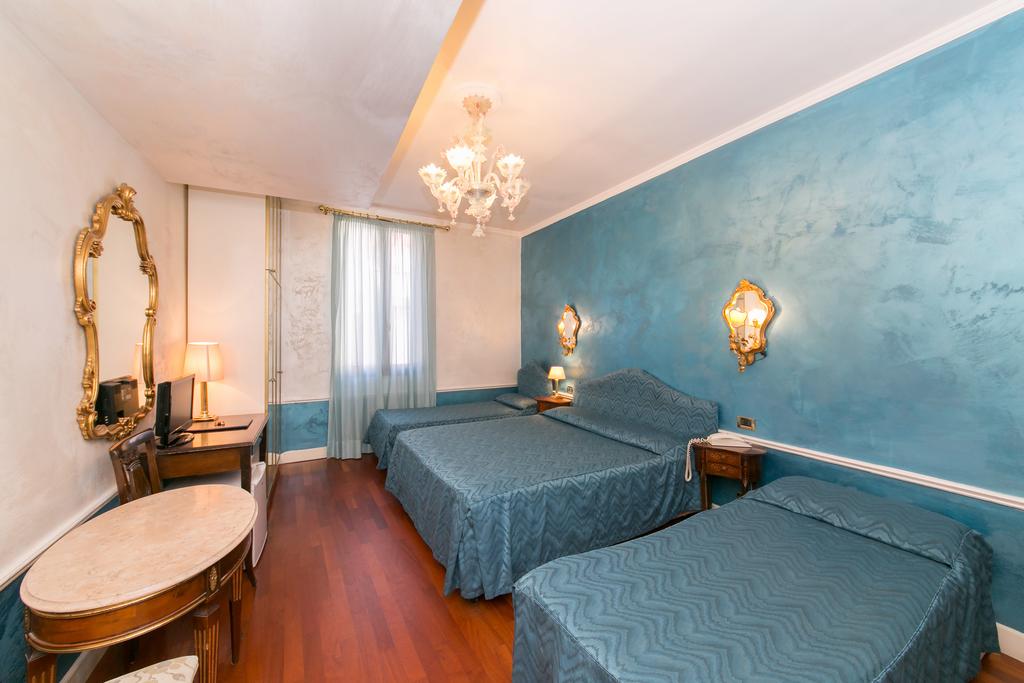 Pantalon Hotel
