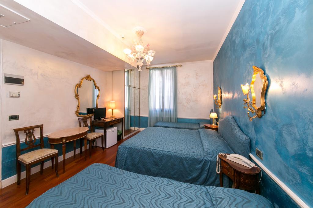 Pantalon Hotel