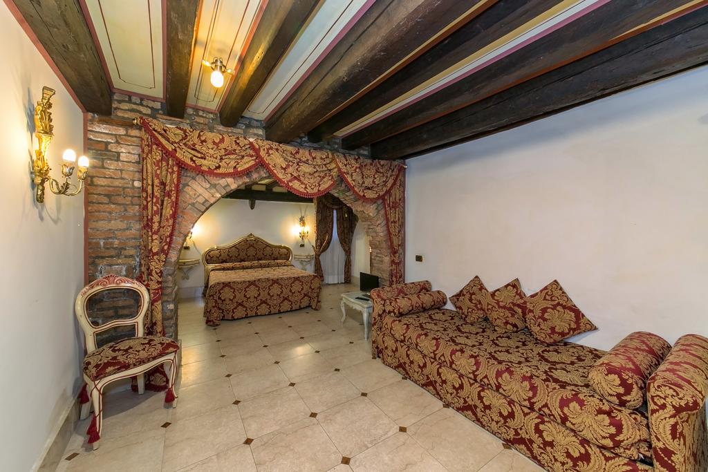 Pantalon Hotel