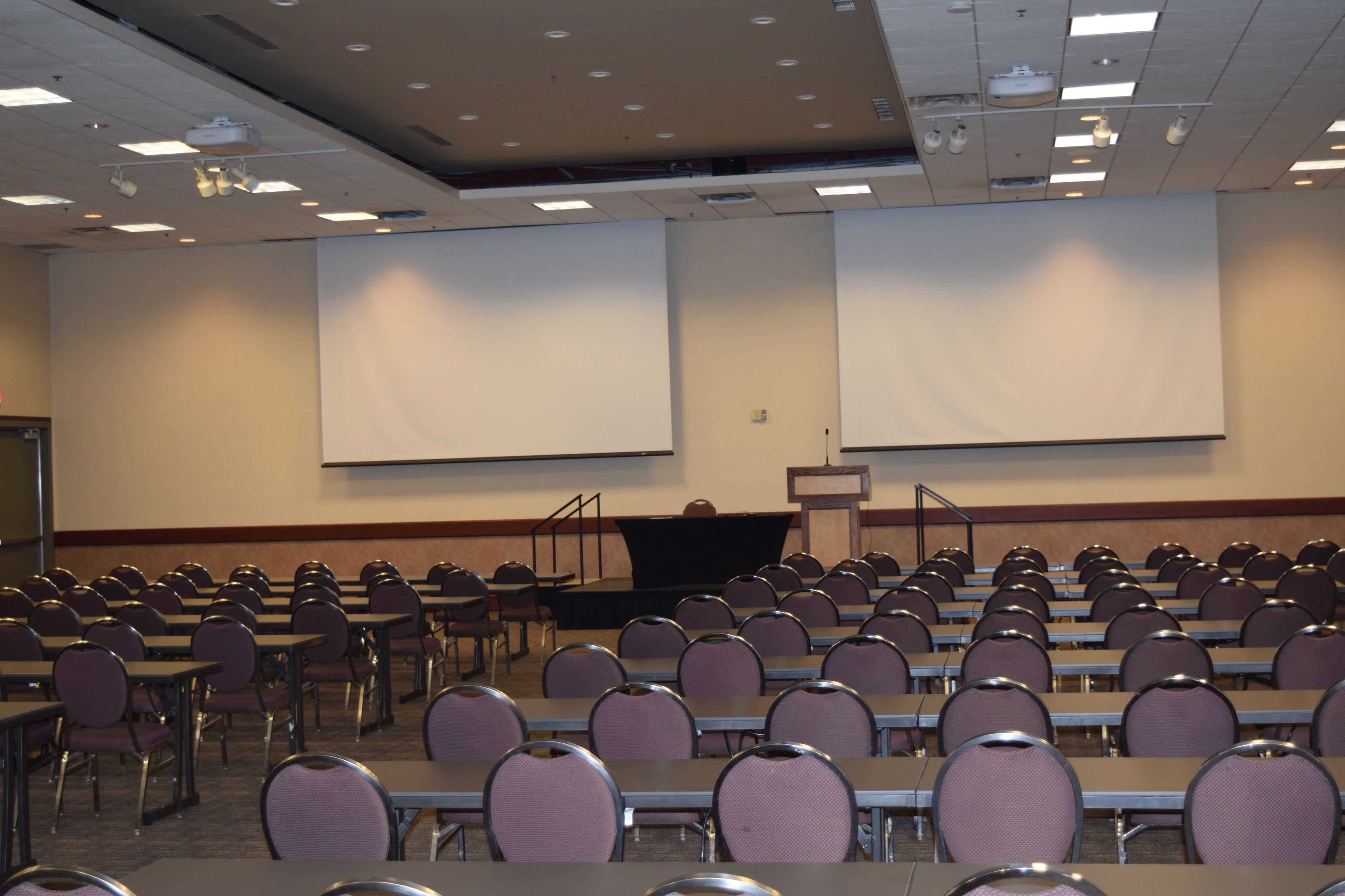 Gateway Hotel And Conference Center