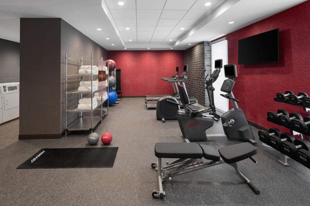 Home2 Suites by Hilton Des Moines at Drake University