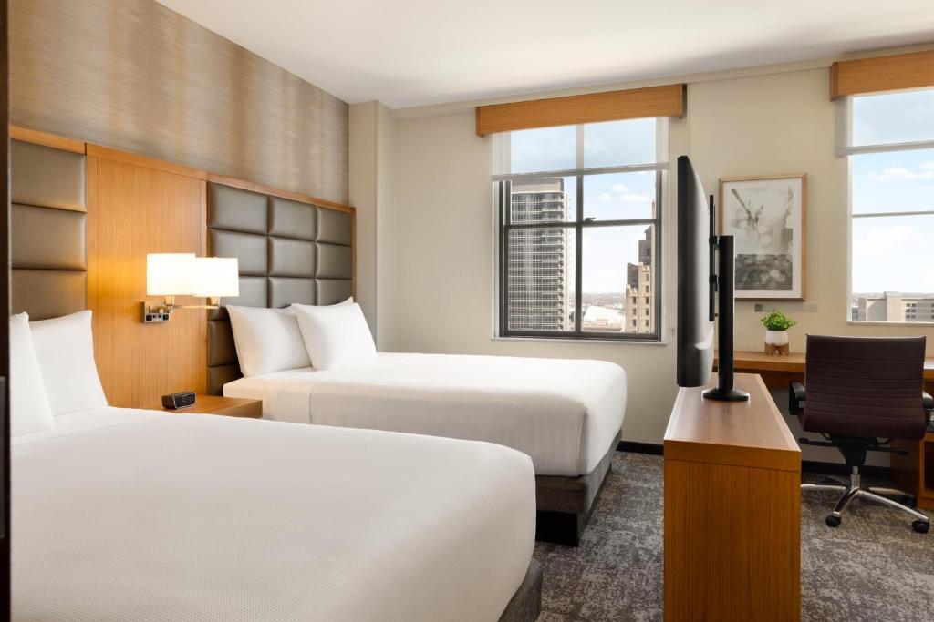 Hyatt Place Houston Downtown