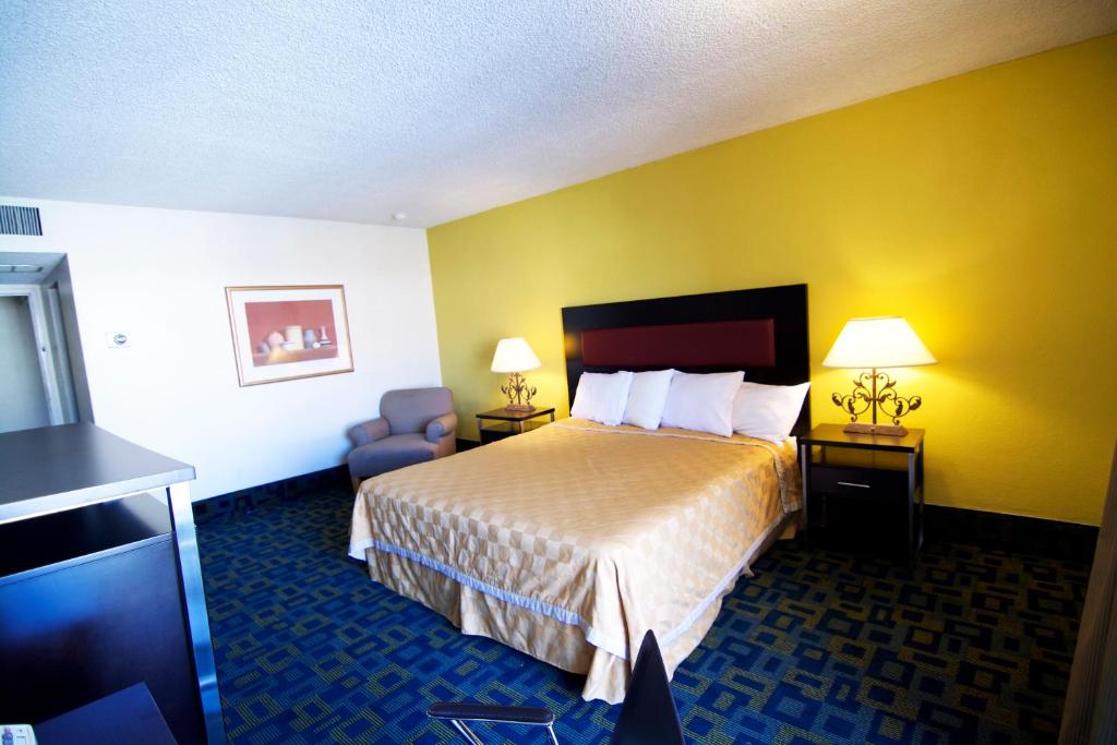 Royal Plaza Inn