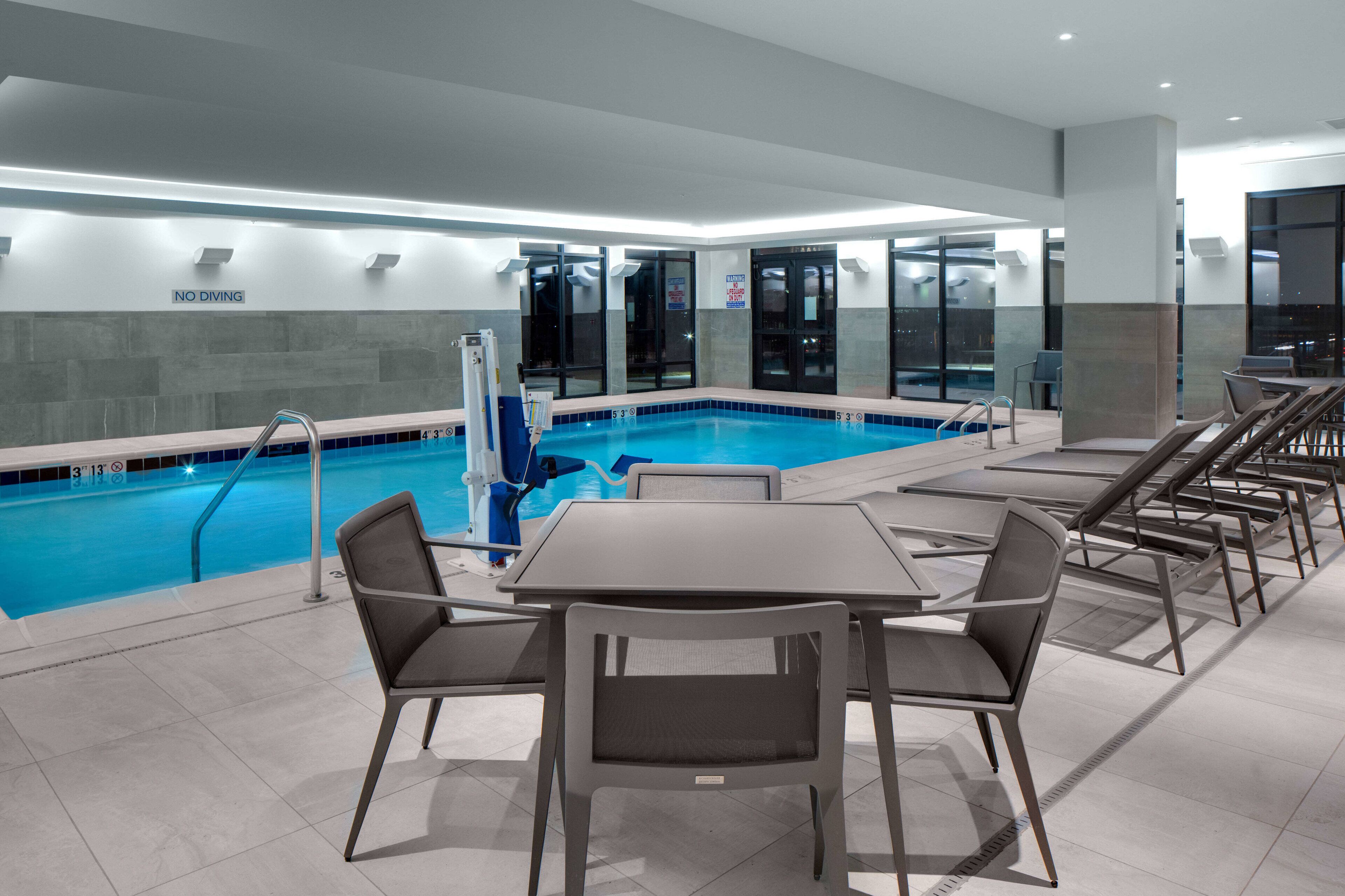 Courtyard by Marriott Jefferson City