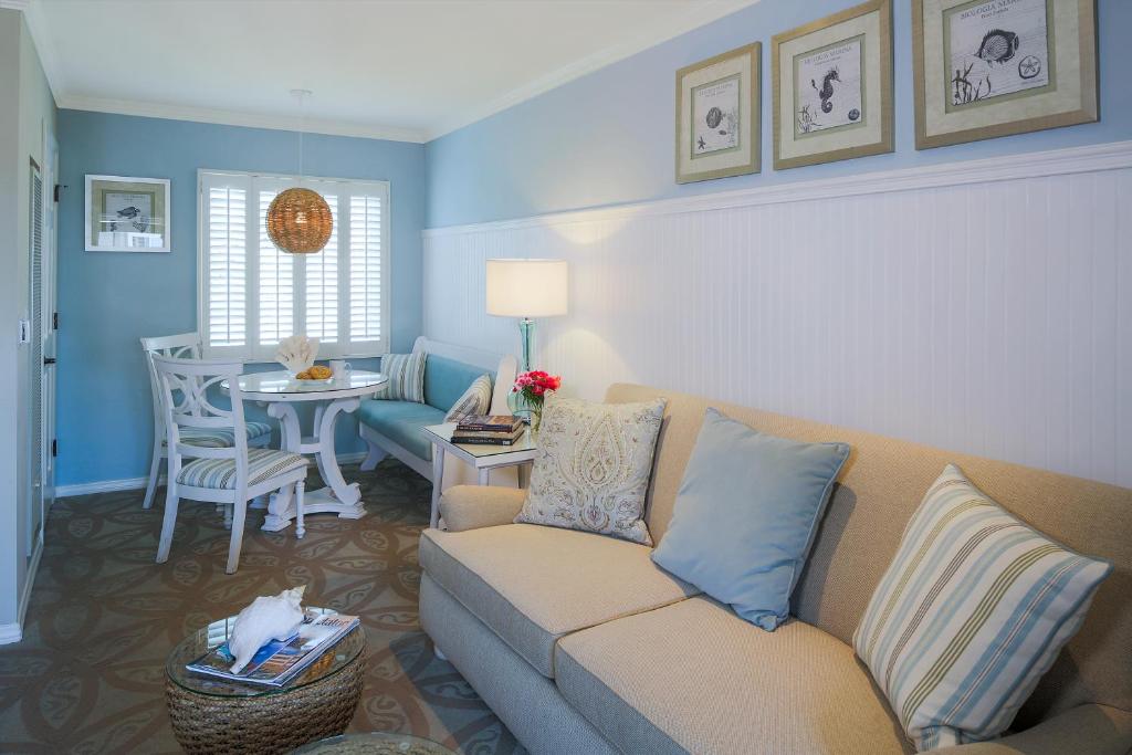 Scripps Inn La Jolla Cove