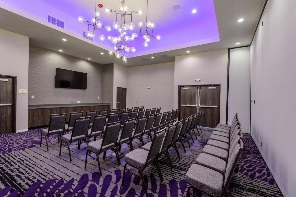 Courtyard by Marriott Lake Jackson
